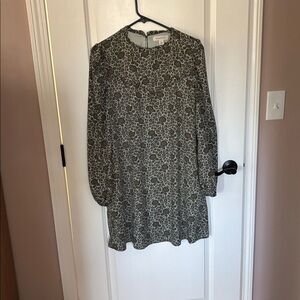 Treasure and Bond Floral Print Long Sleeve minidress in Olive and Cream